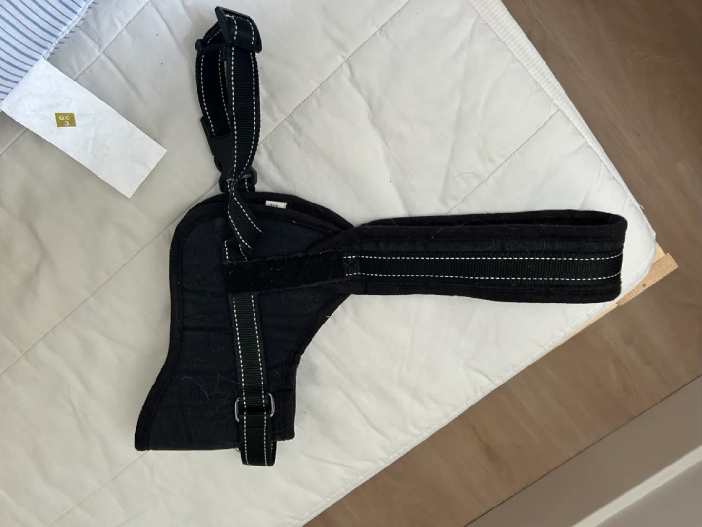 Medium Dog harness/jackets image indicator(3)