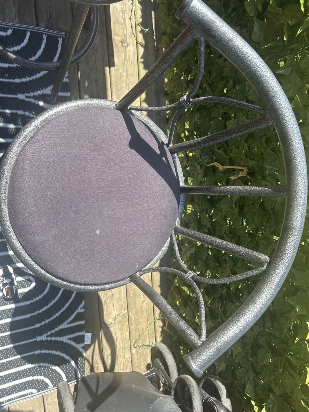 Pair of Metal Bar Stools with Dark Grey Cushions - photo 3
