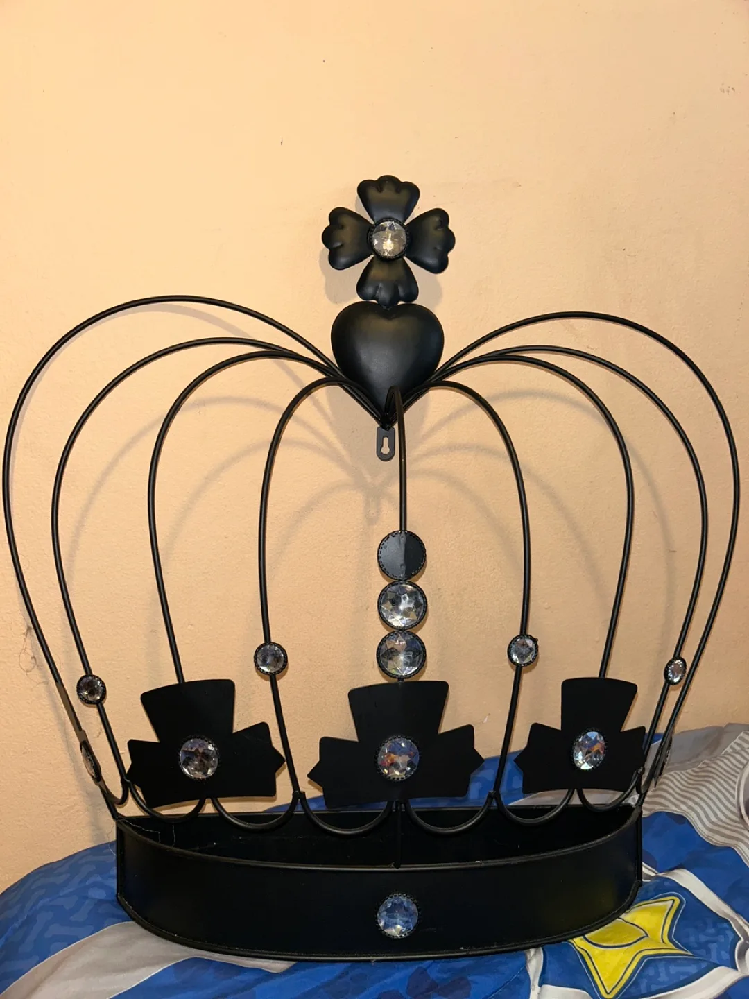 Black Metal Crown Wall Decor with Rhinestones image indicator(2)