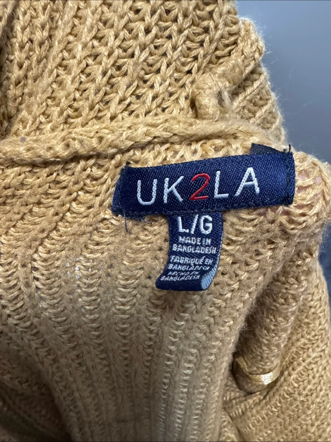 Arden cropped knit sweaters - black and mustard image indicator(6)