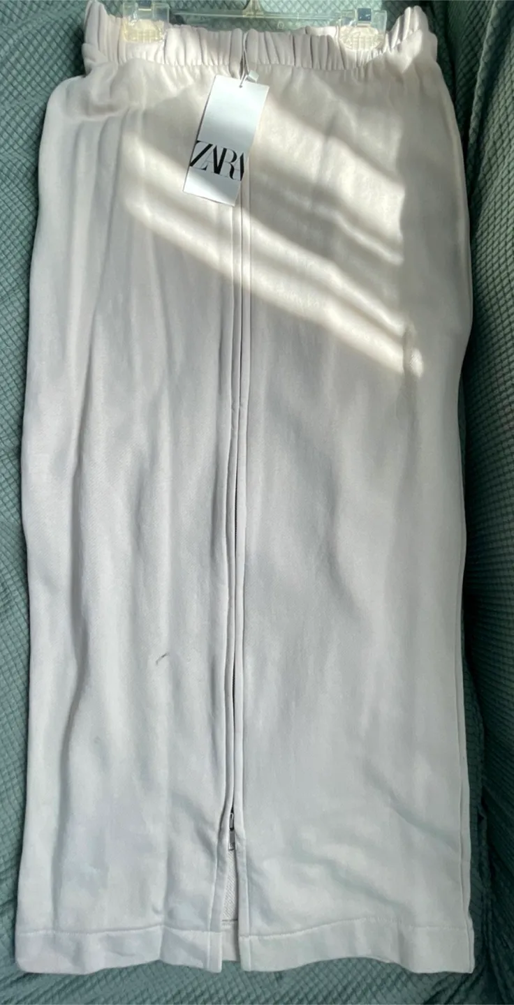 Zara Women's Size Small Light Beige Midi Skirt (Brand New) image indicator(2)