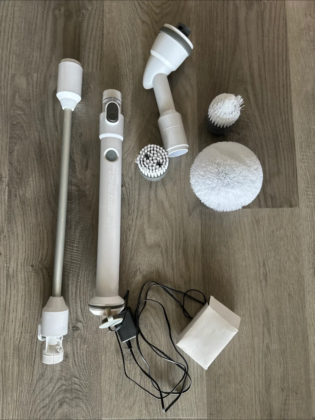 Spin Scrubber Cleaning System thumbnail
