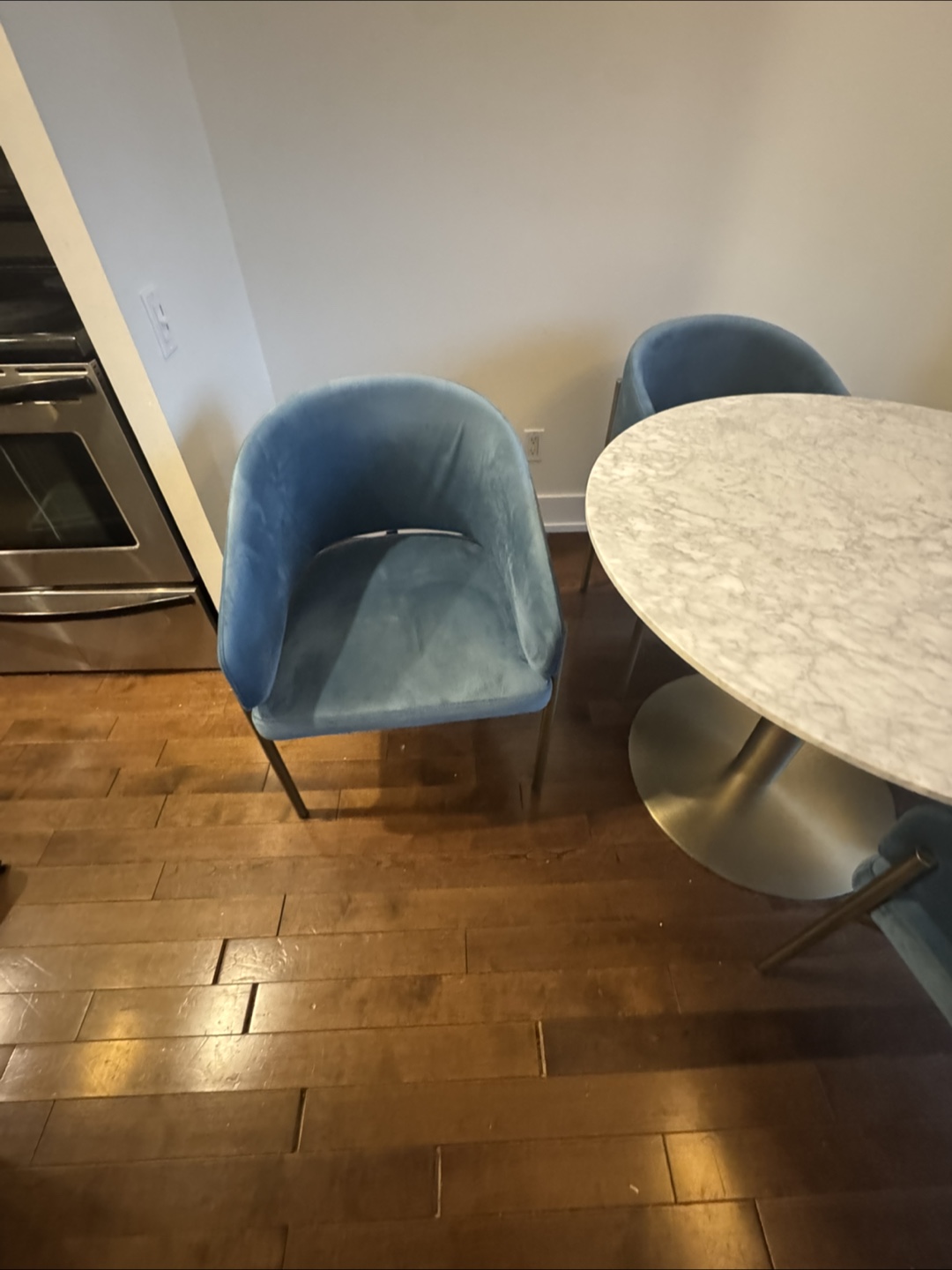 Four Blue Velvet Chairs - photo 2