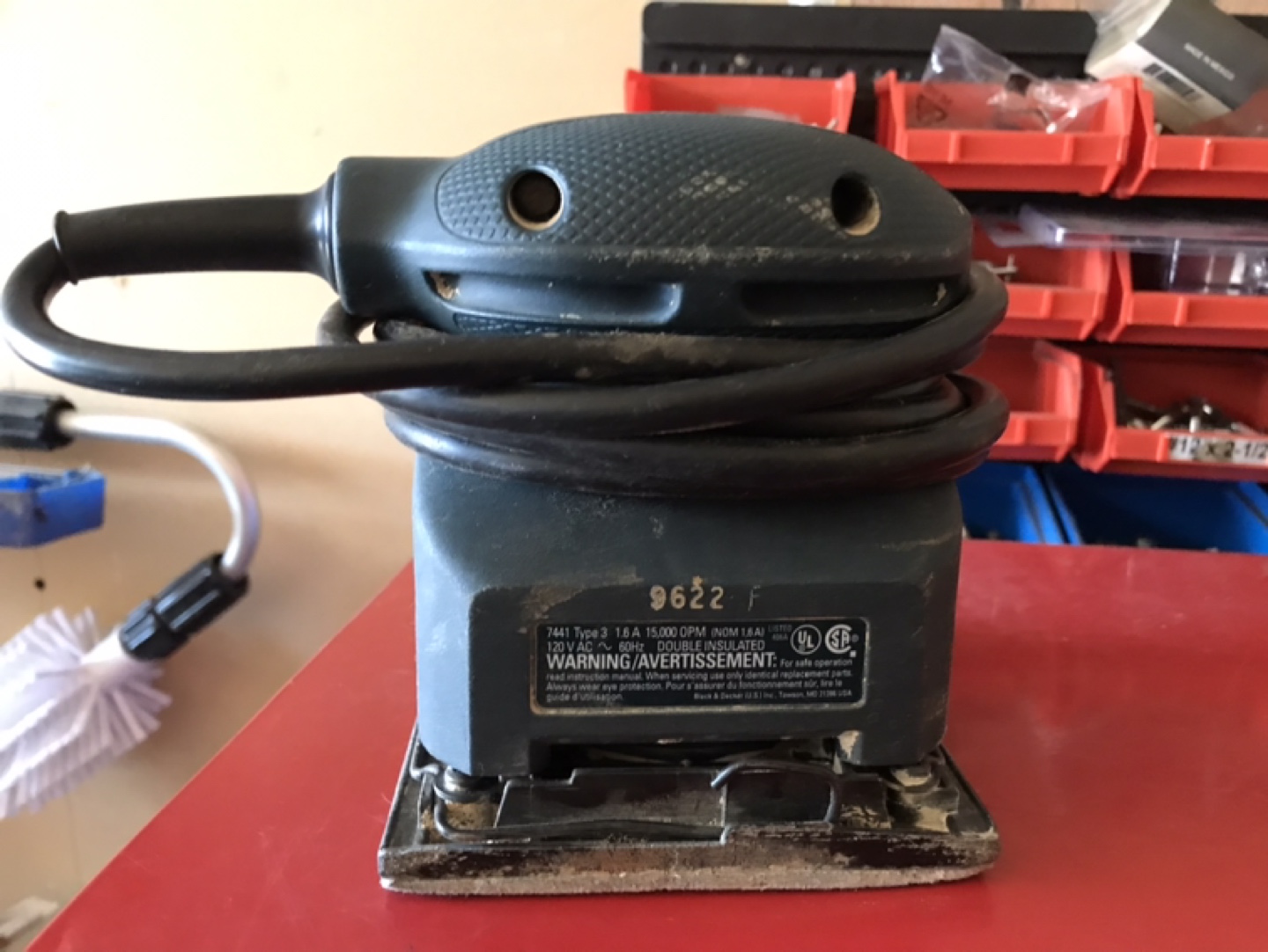 Black & Decker Random Orbital Sander - photo 2