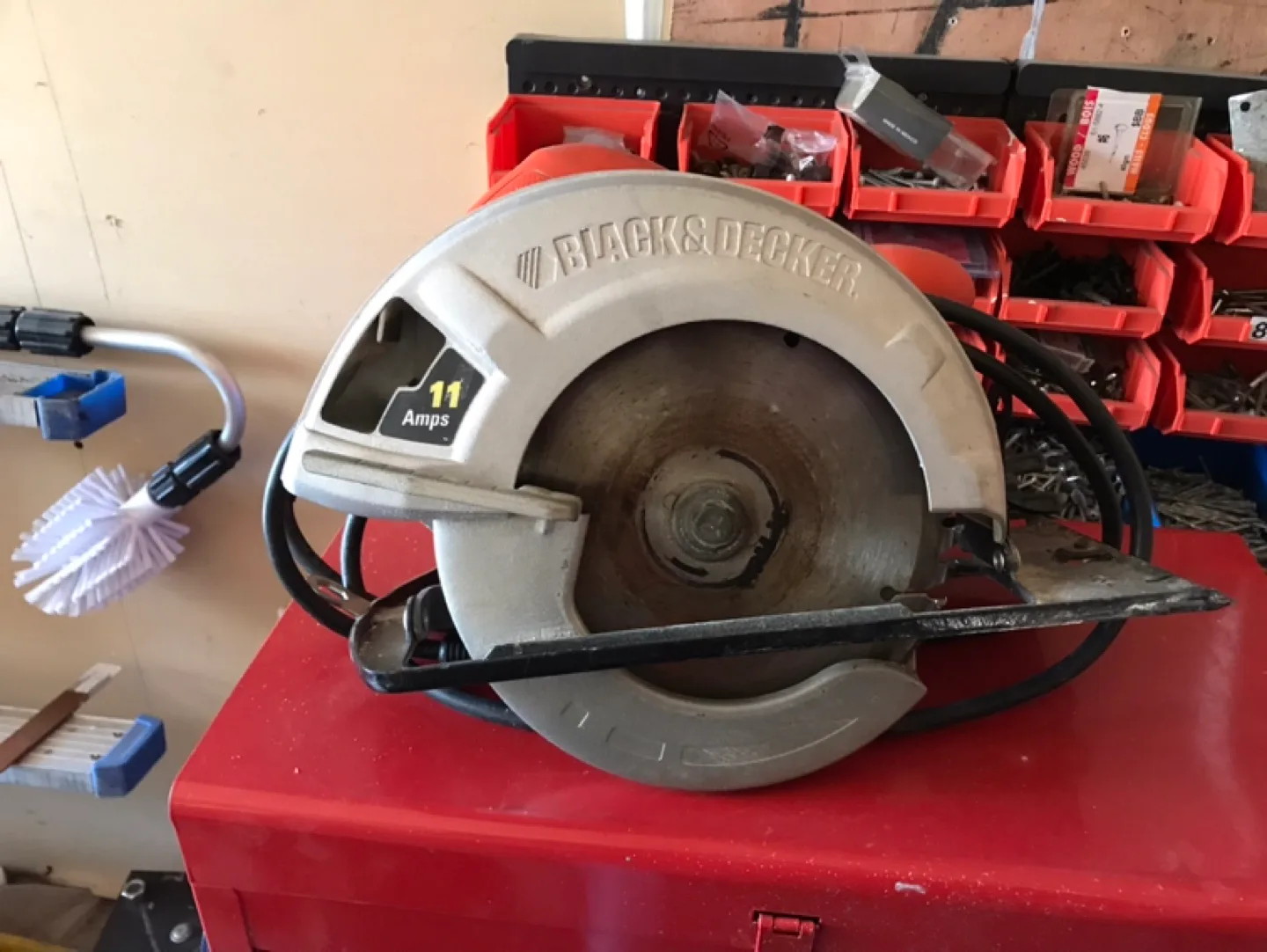 Black & Decker 7-1/4 inch Circular Saw - 11 Amps thumbnail