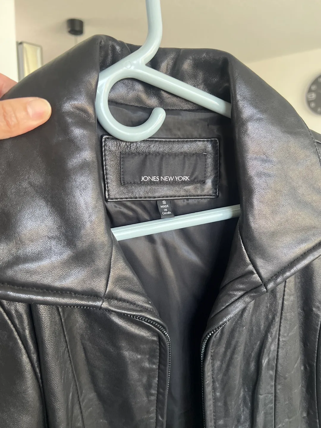 Jones New York Black Leather Jacket - Size Small image indicator(2)