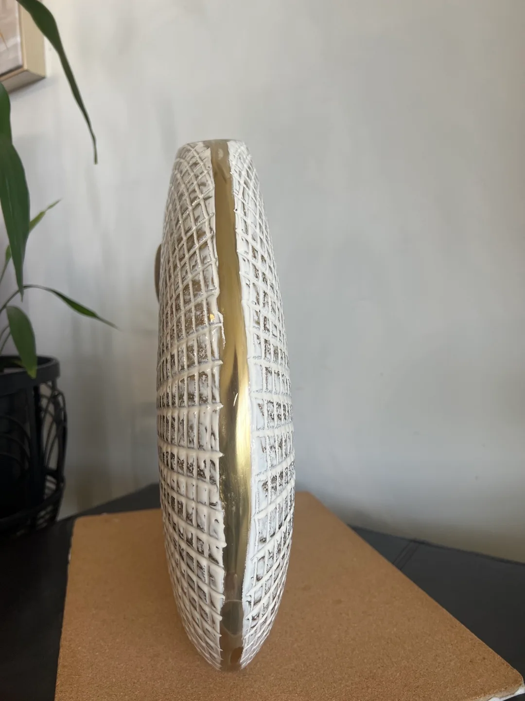 Unique Decorative Bowl/Vase image indicator(3)