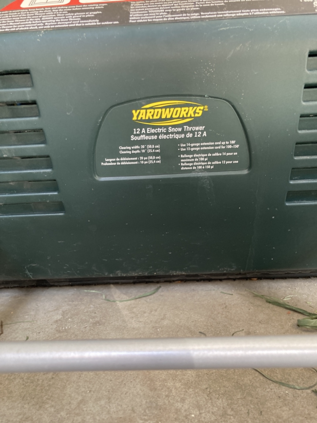 Yardworks 12A Electric Snow Thrower - photo 2