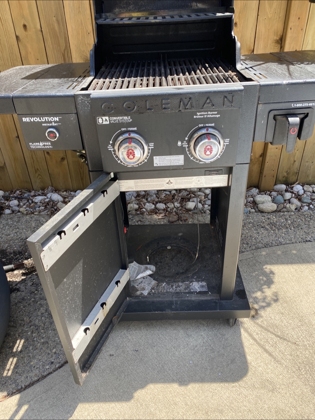 Coleman Revolution 2-Burner Propane BBQ Grill - photo 4