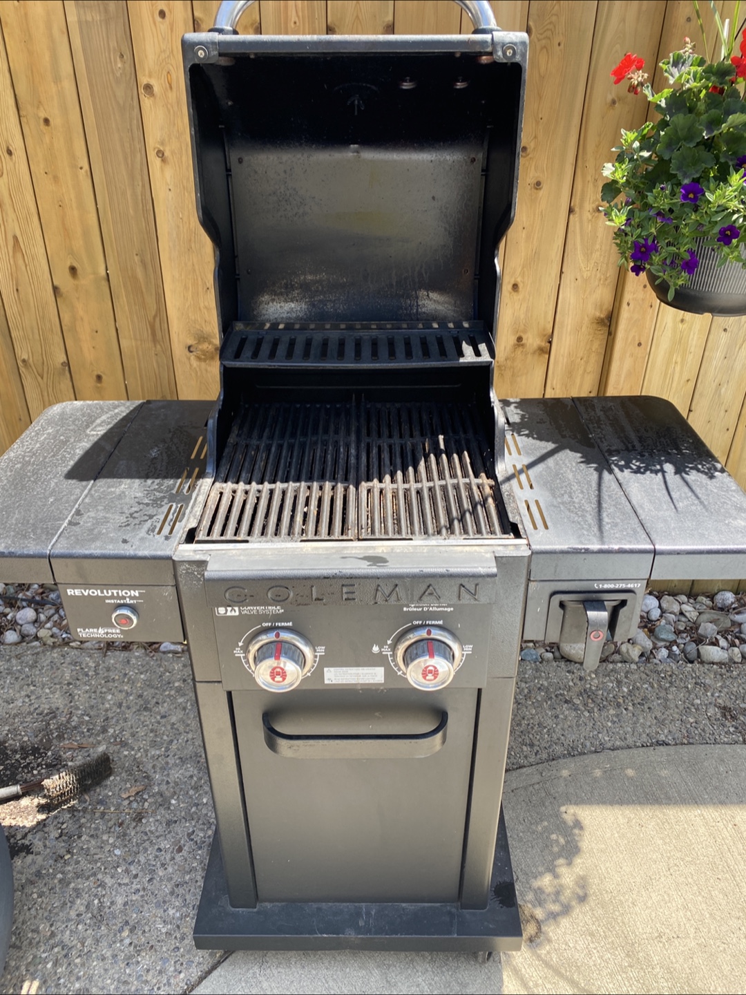 Coleman Revolution 2-Burner Propane BBQ Grill - photo 2