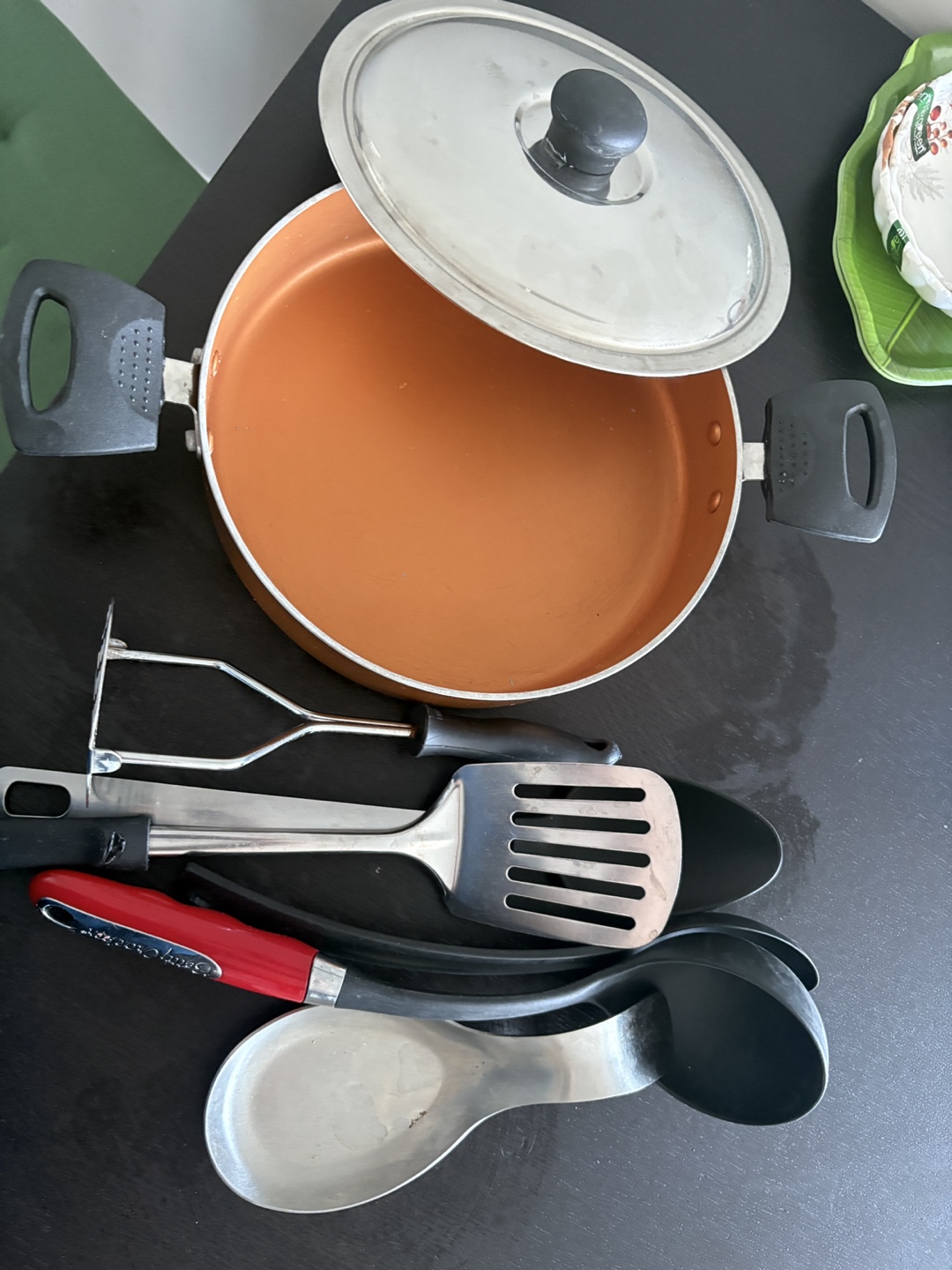 Copper-coloured Frying Pan Set with Utensils - photo 2