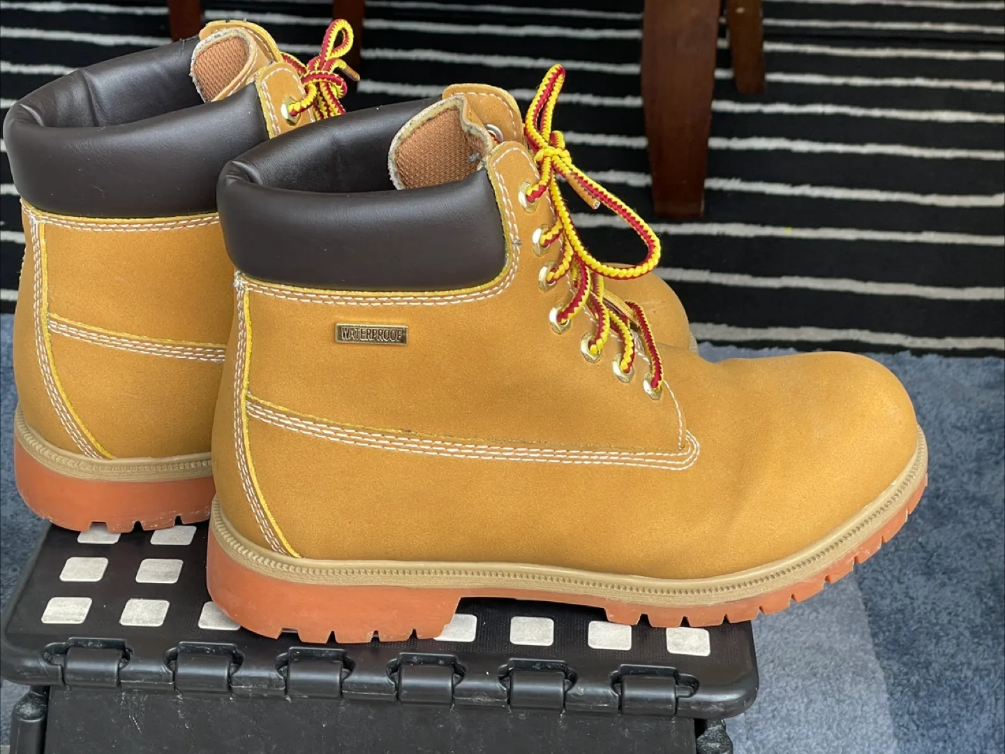 winter boots image indicator(2)