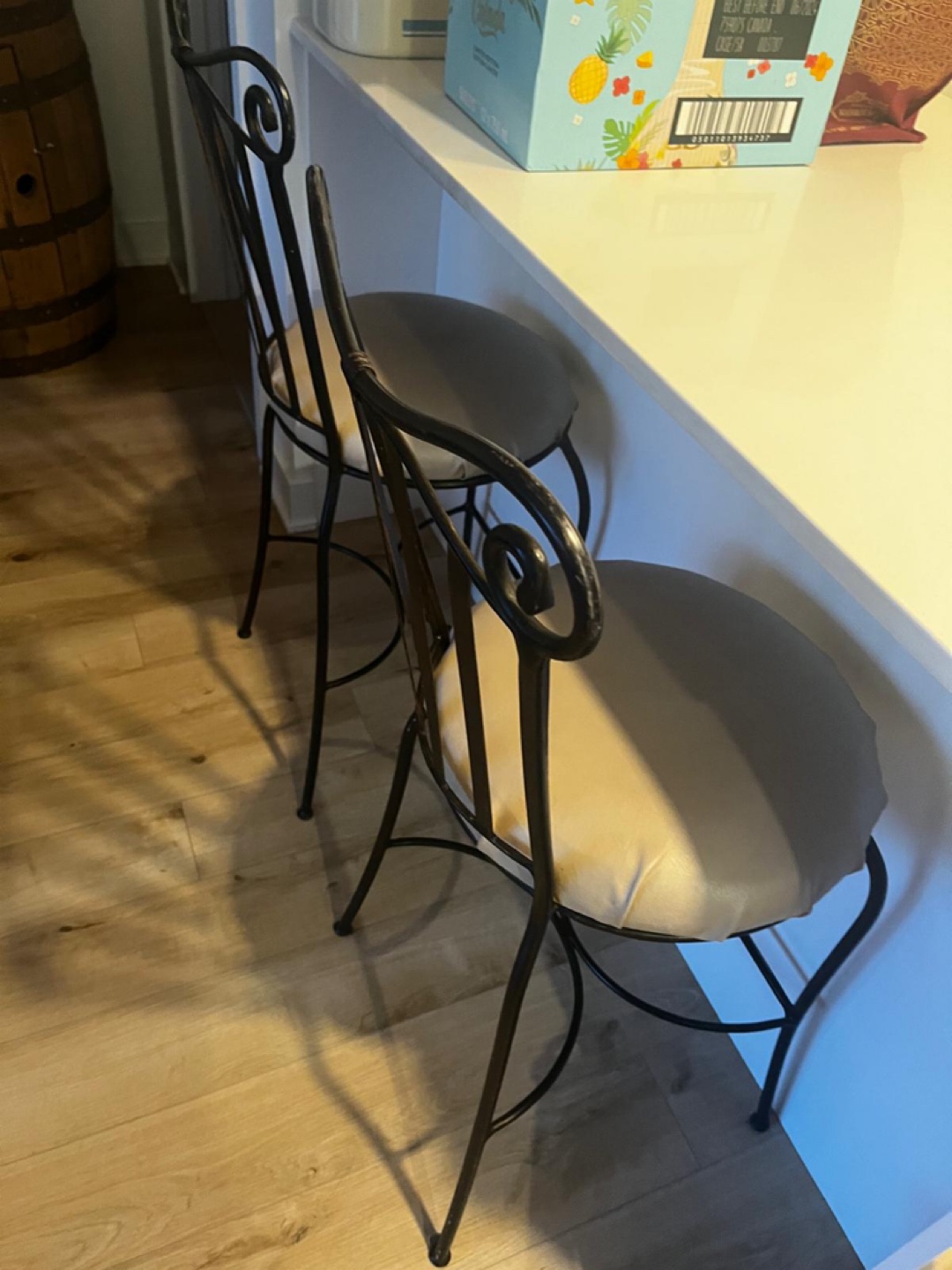 Free! Pair of Black Metal Bar Stools with Beige Cushions - photo 2