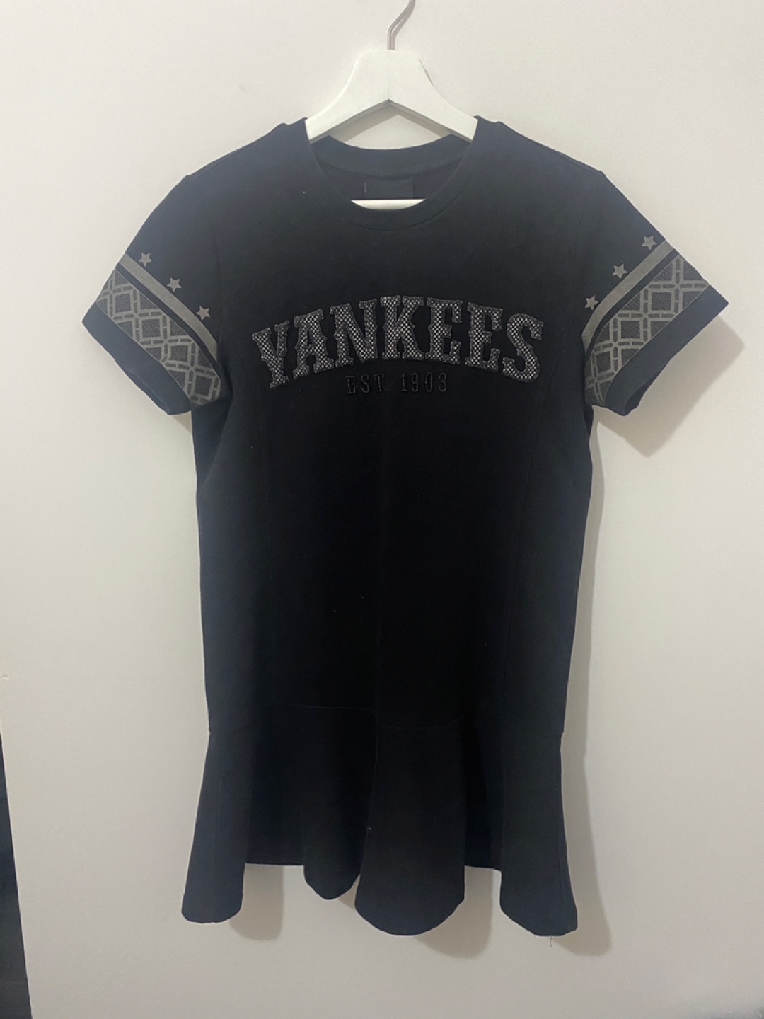 Pink Sundress and New York Yankees T-Shirt Dress Bundle - photo 2