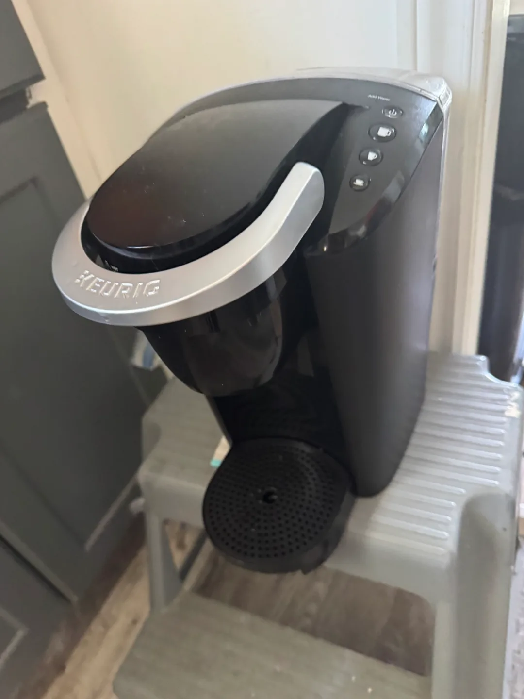 Keurig K-Select Single-Serve Coffee Maker thumbnail