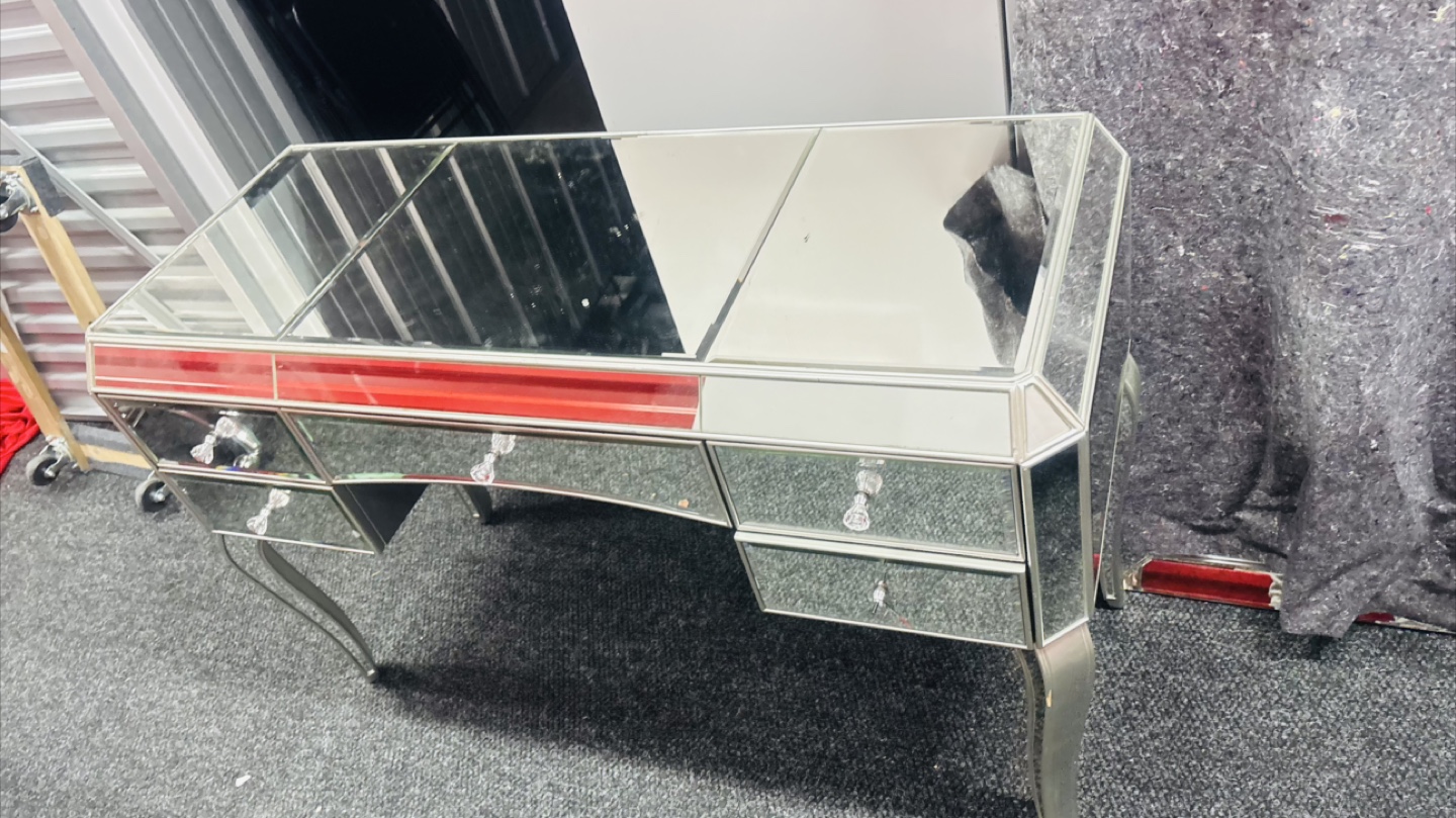 Mirrored Vanity Desk with Drawers - photo 3