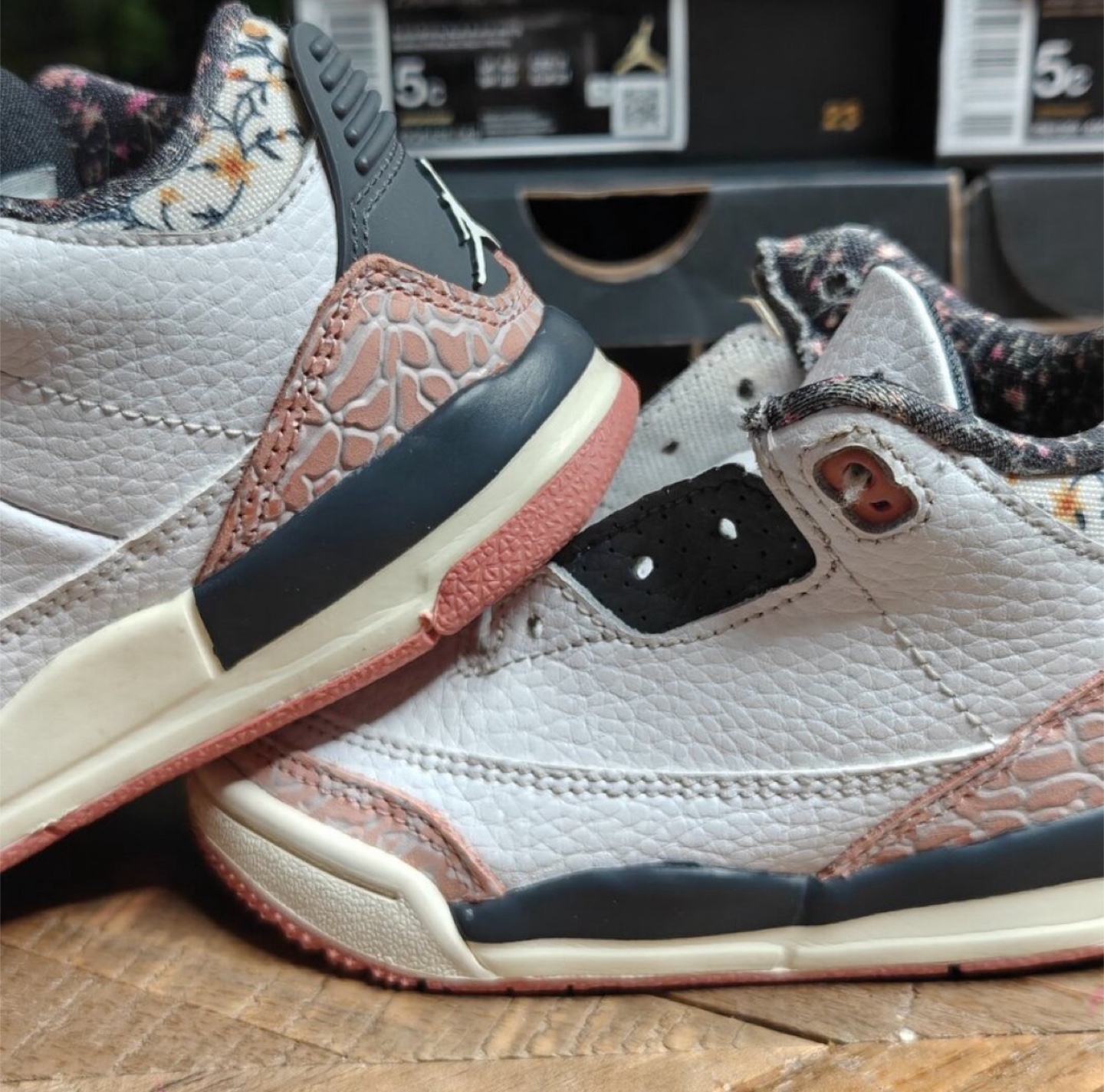 Jordan 3 SE Toddler Shoes - Floral Print - photo 3