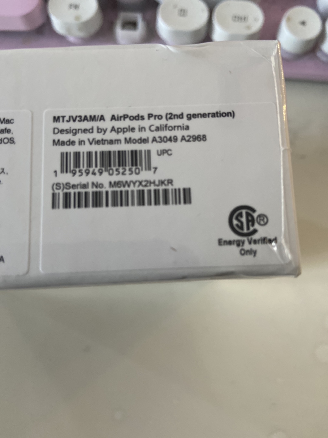 Apple AirPods Pro (2nd generation) with MagSafe Charging Case - photo 3