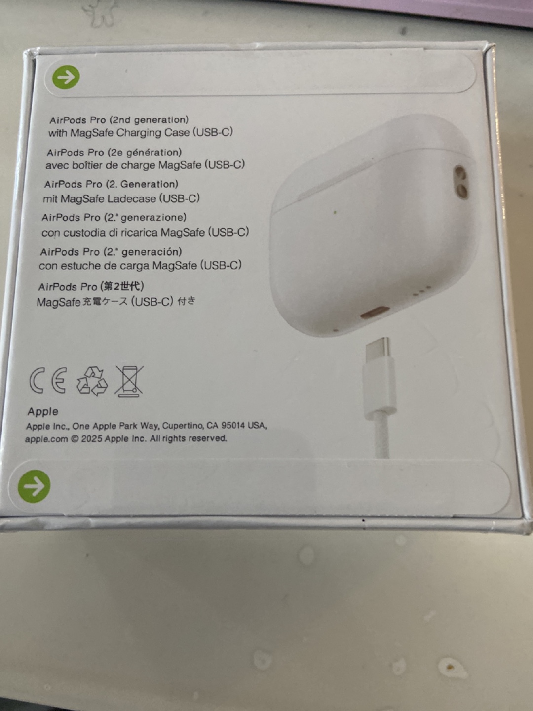 Apple AirPods Pro (2nd generation) with MagSafe Charging Case - photo 2