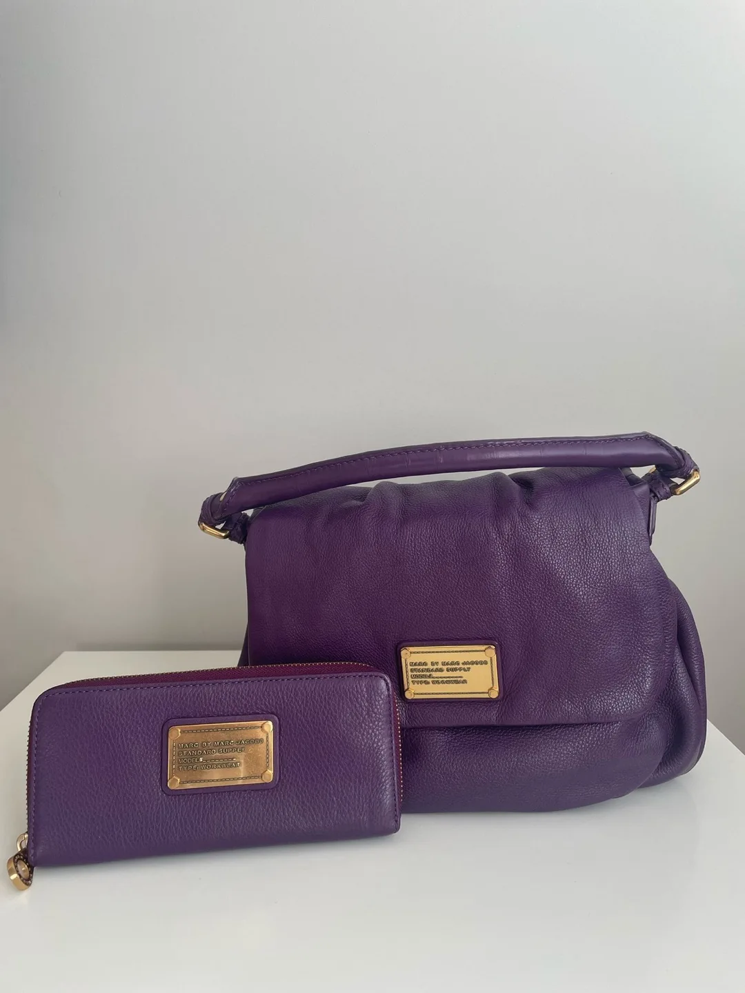Marc Jacobs Purple Leather Zip Around Wallet image indicator(3)
