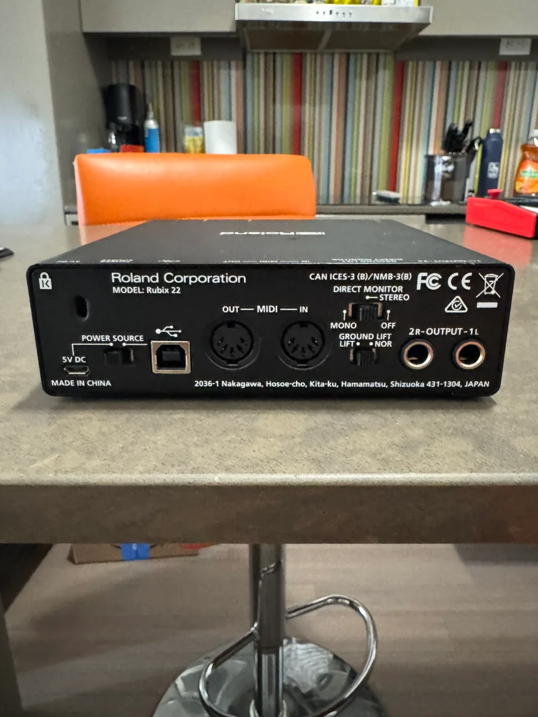 Roland rubix22 audio interface image indicator(2)