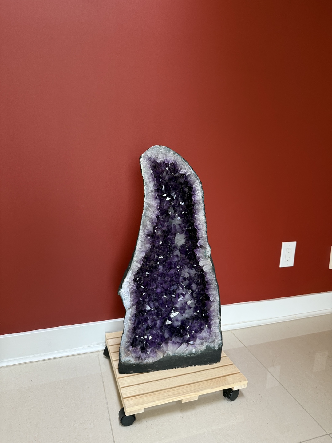 Large Amethyst Geode - photo 2