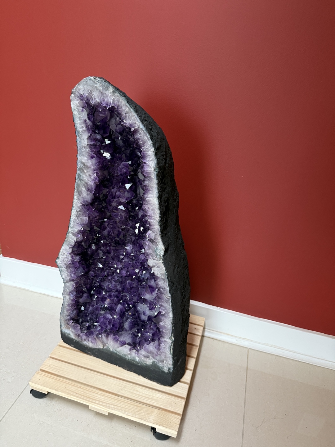 Large Amethyst Geode - photo 3