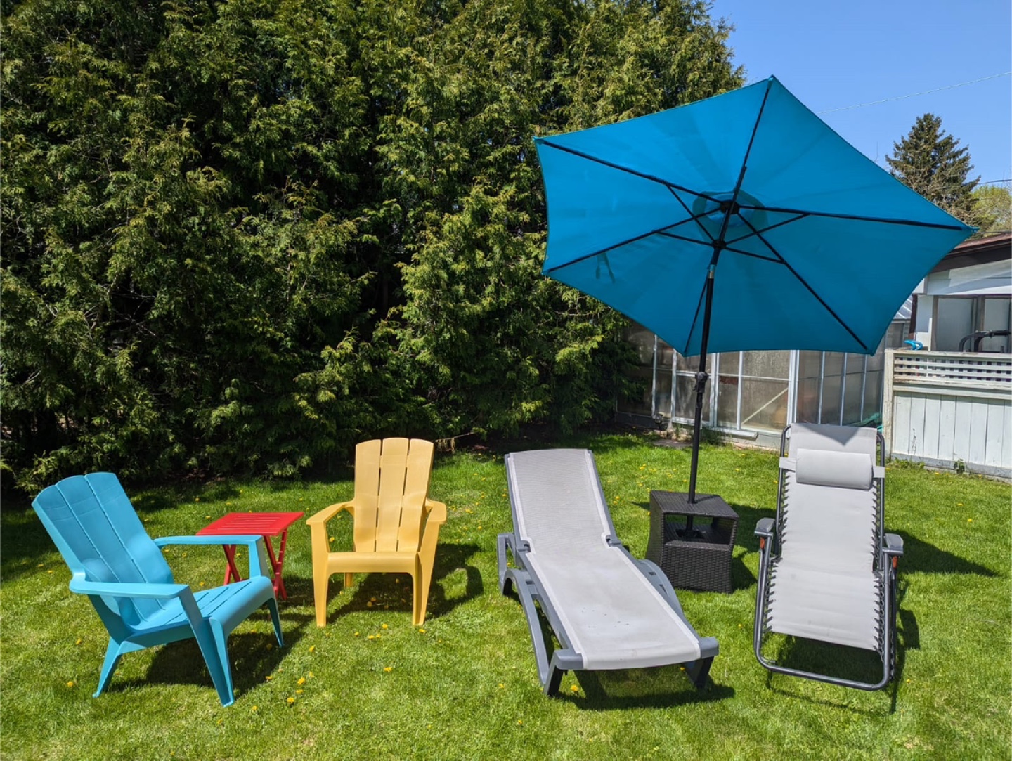 Moulded plastic resin Muskoka chairs and Table - photo 2