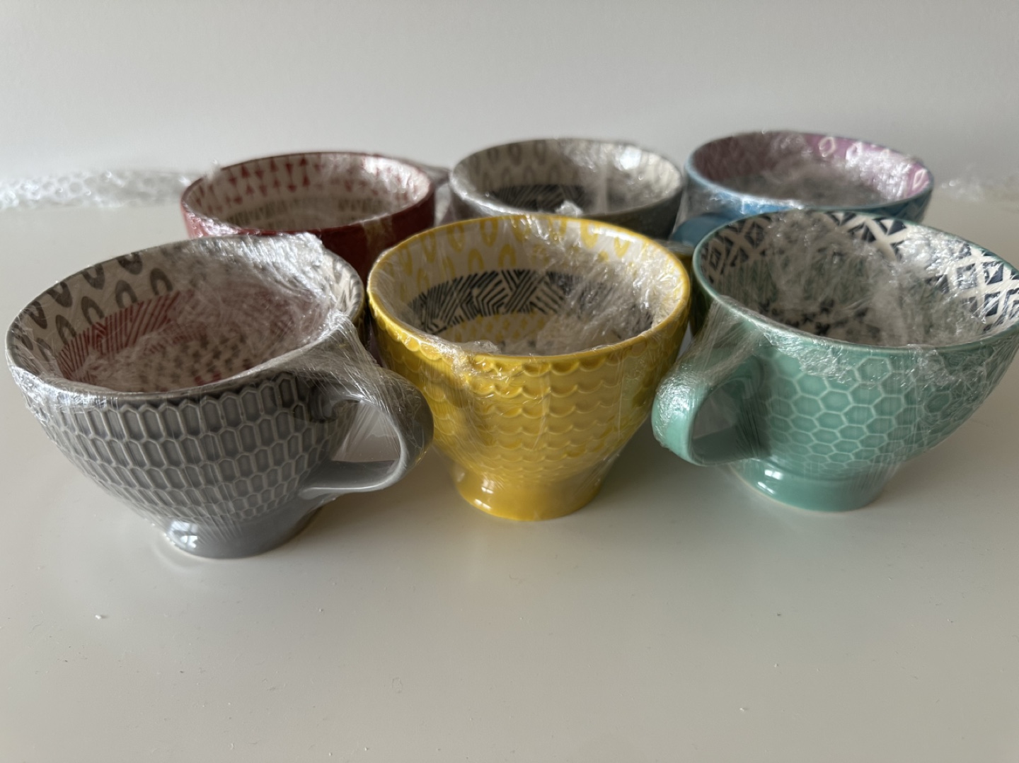 Set of six colourful mugs