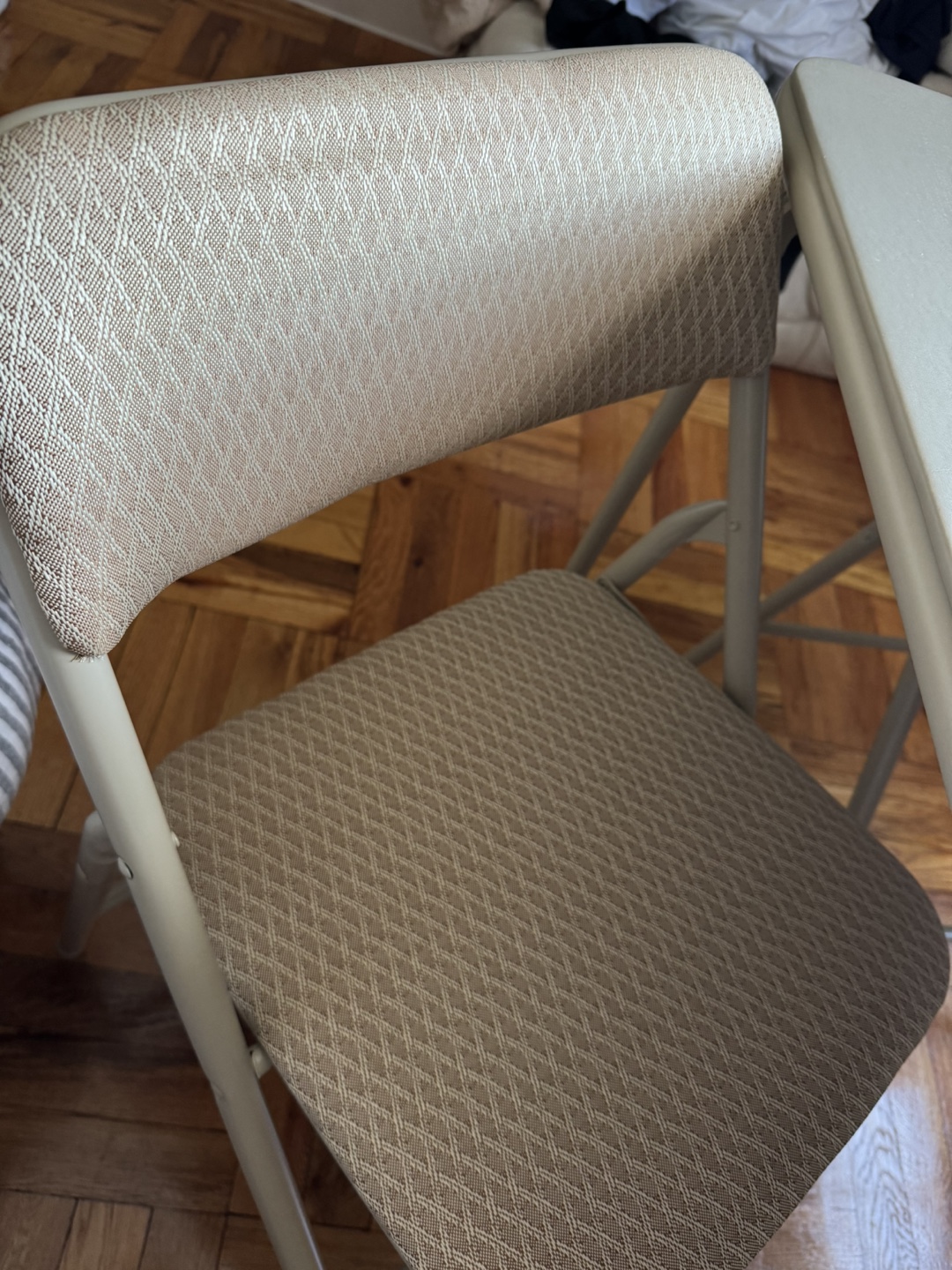 5 Piece Dining Table and Chair Set - photo 4