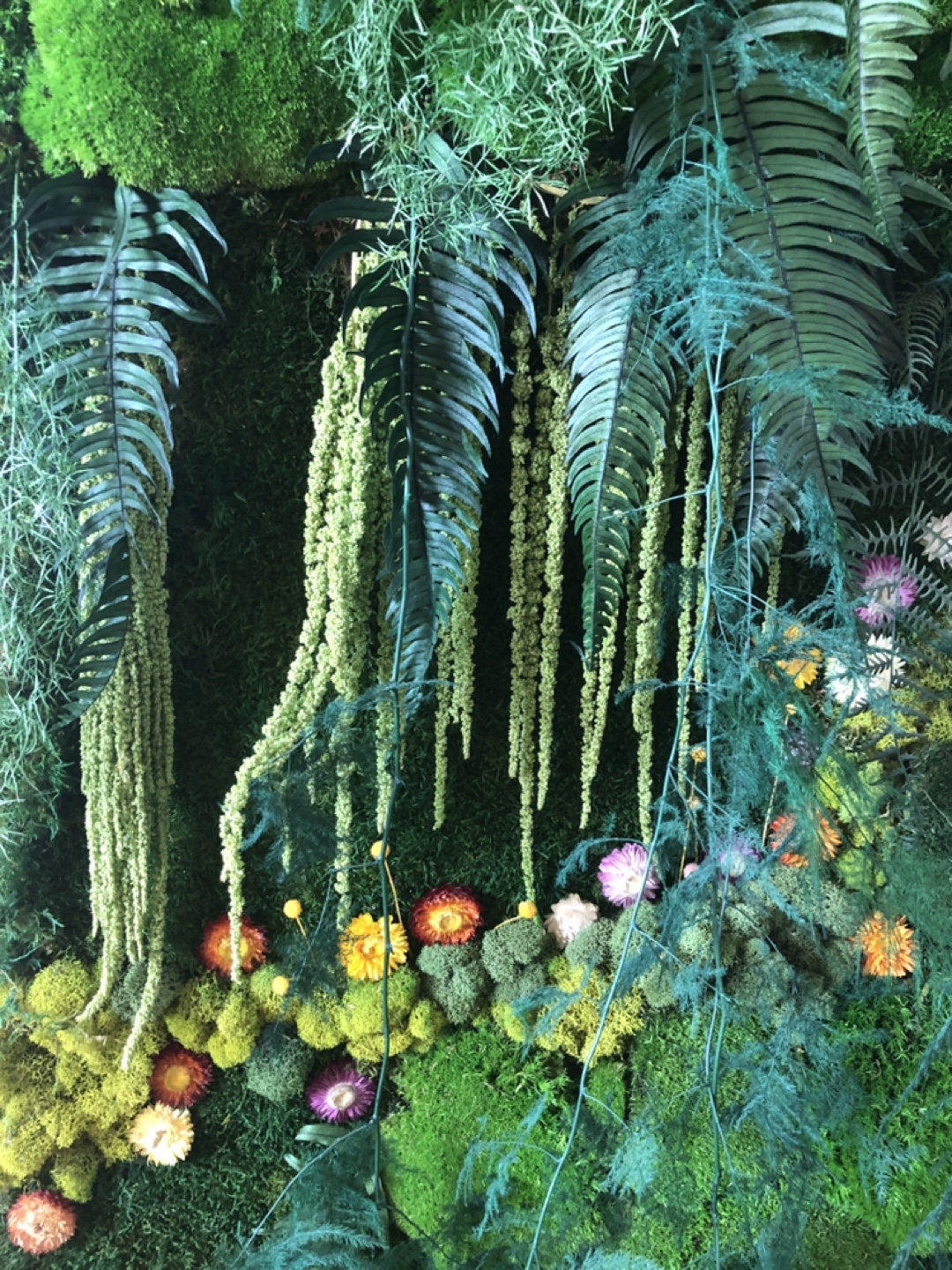 Gorgeous preserved moss wall art - photo 3
