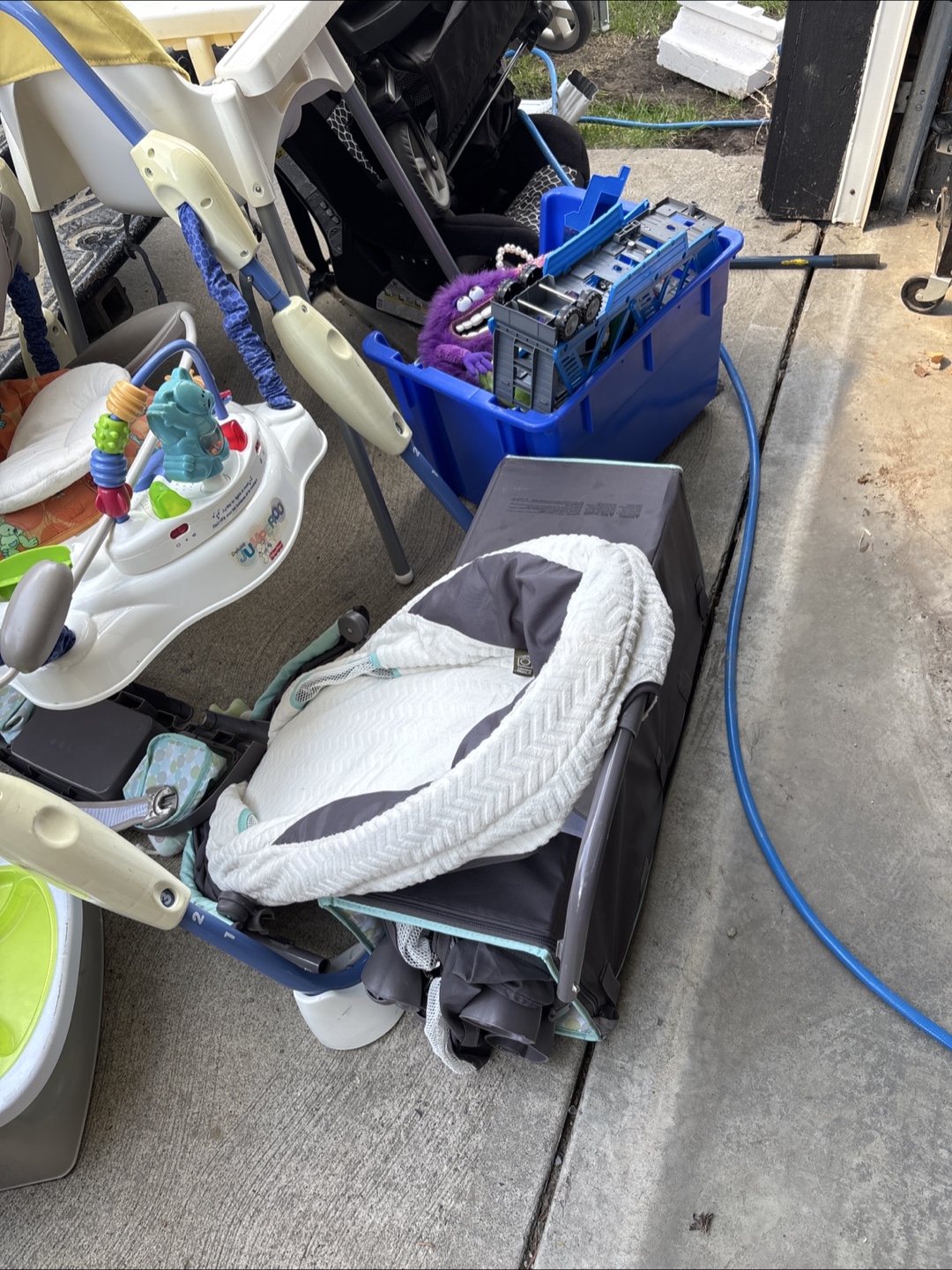 FREE BABY STUFF - photo 5