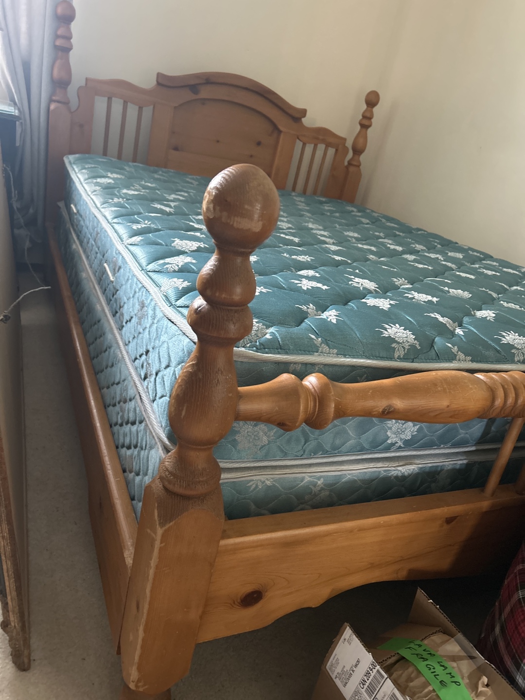 Double bed frame with mattress - photo 3