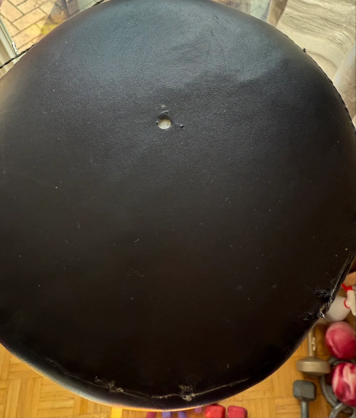 #moving Everlast, Boxing Gloves & Dumbbells image indicator(3)