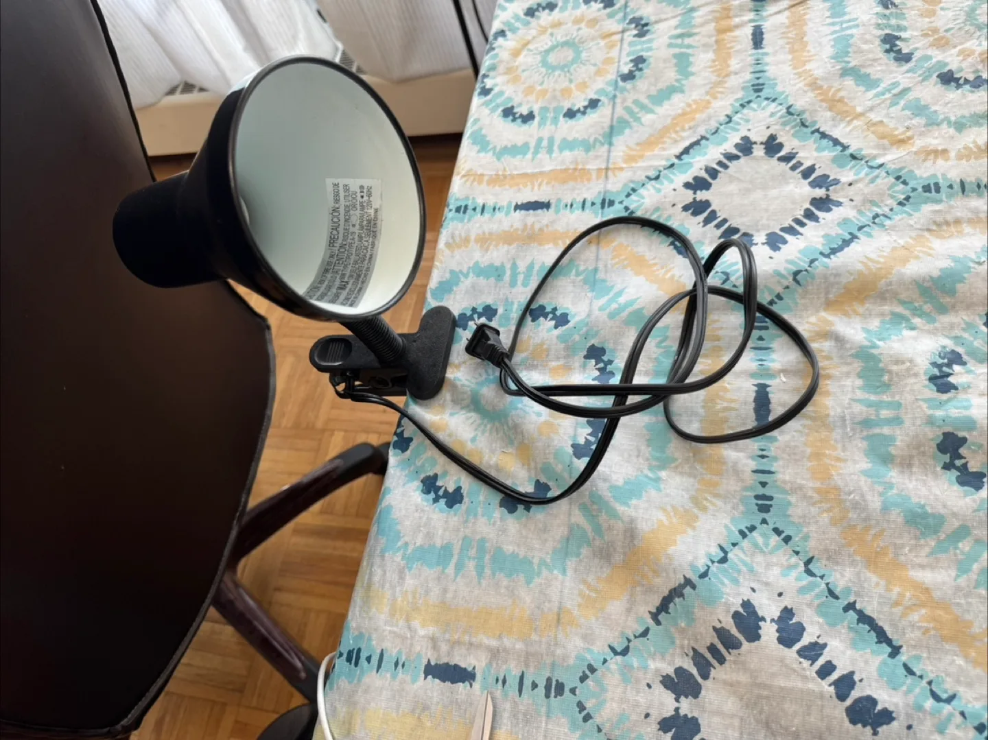 Clip-on Desk Lamp thumbnail