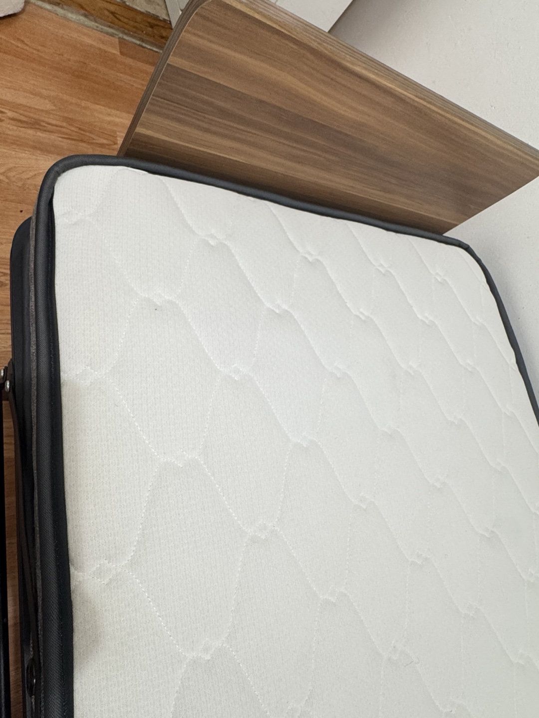 Foldable single Size bed frame Wooden Headboard with Mattress - photo 3