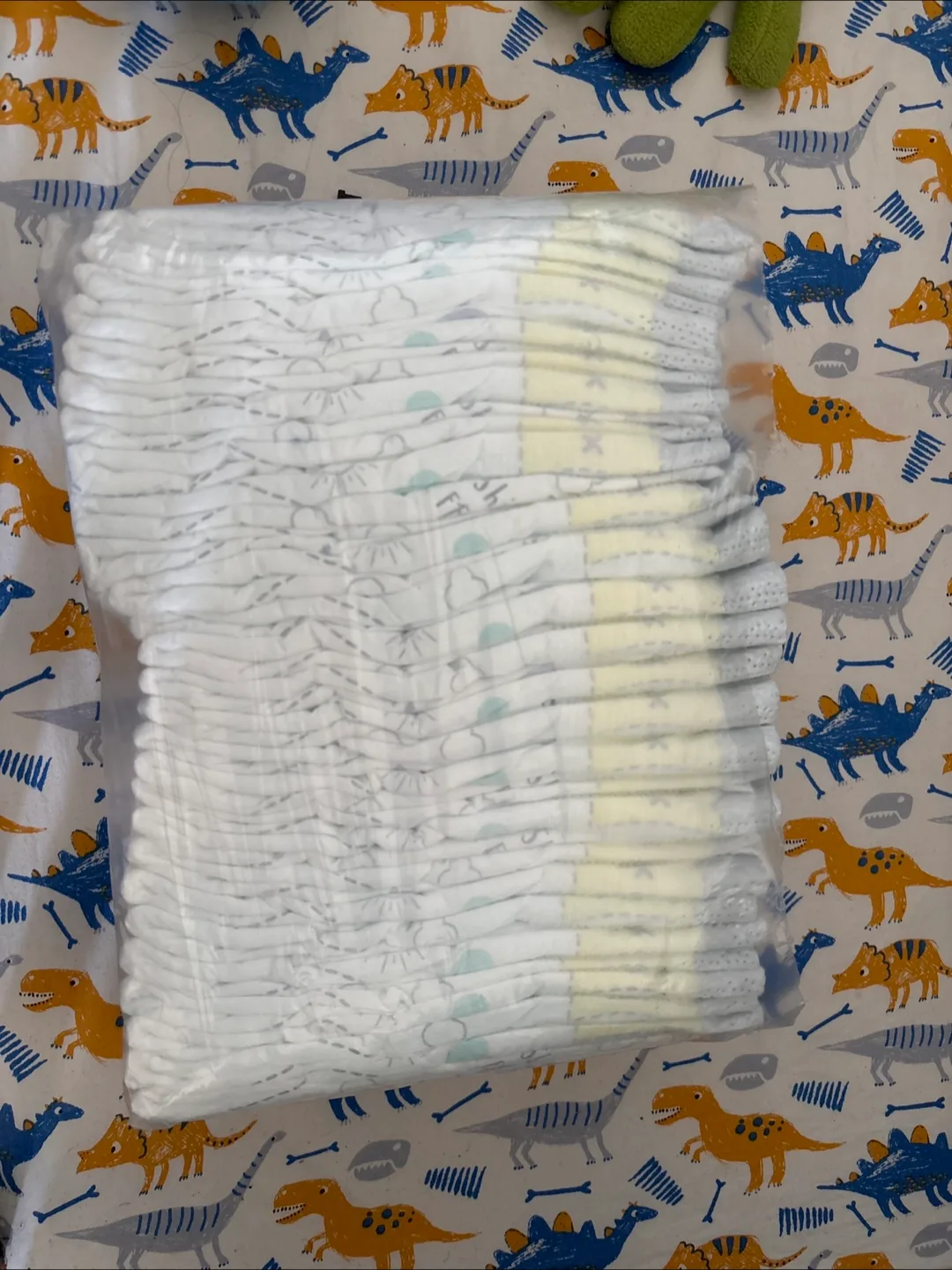 Pampers Diapers Size 3 thumbnail