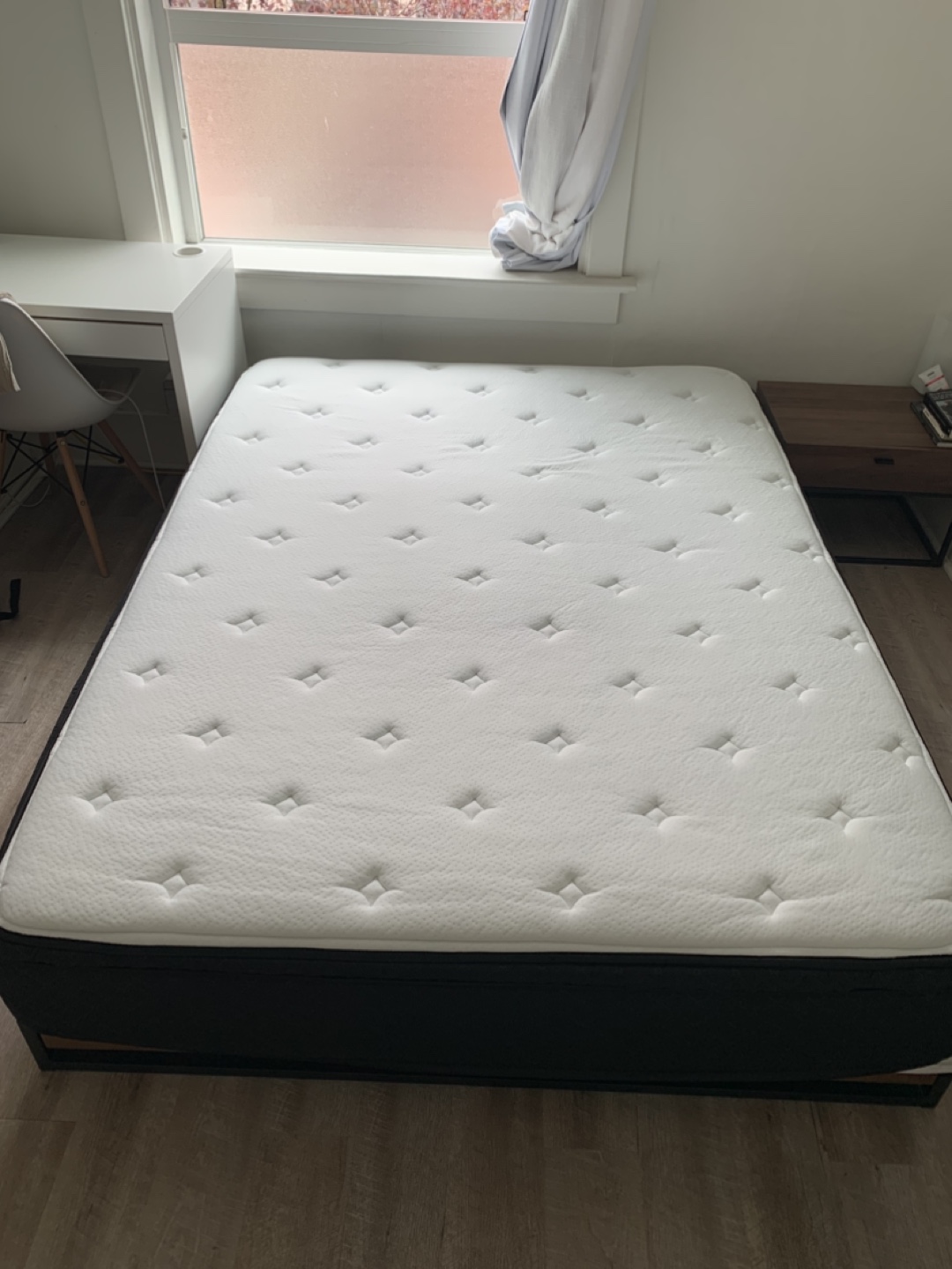 Queen Hamuq Hybrid Mattress