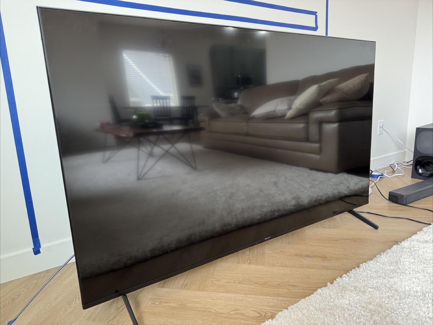 Sony Bravia Smart TV - like new condition