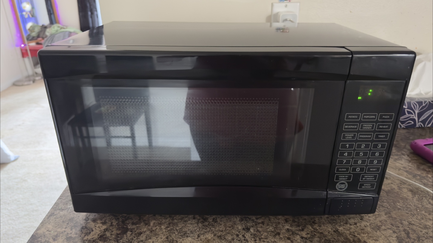 Microwave - photo 2