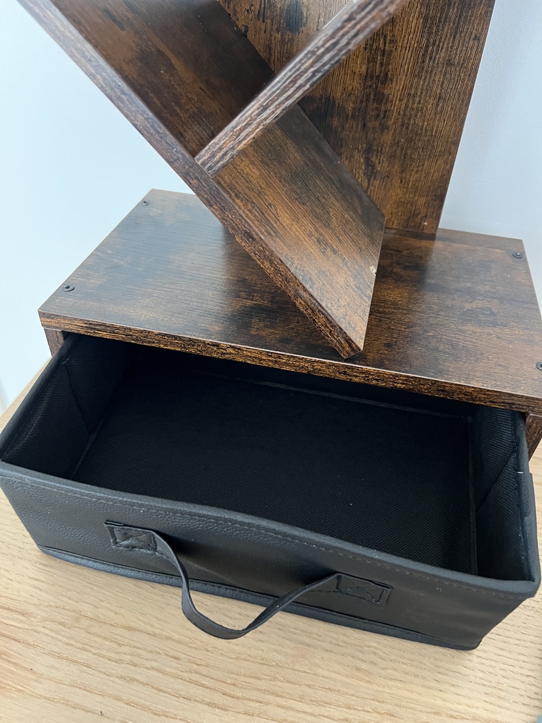 Small Tree Desktop Bookshelf - photo 2