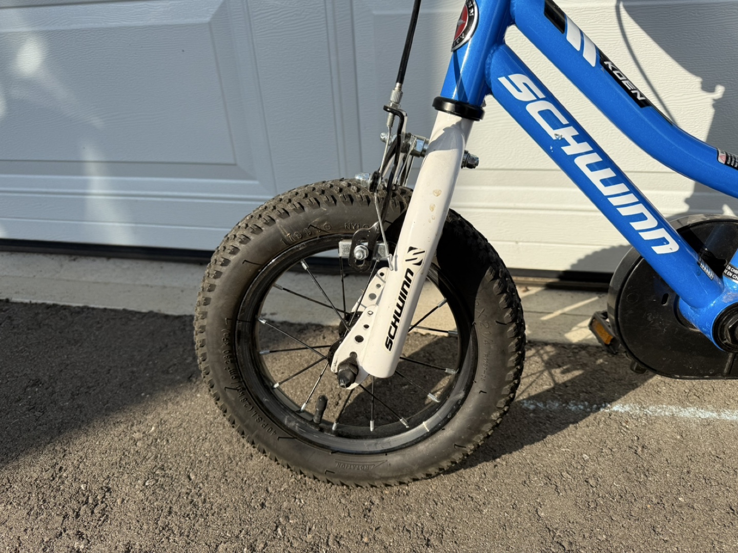 Schwinn Kids bike - 12” tire - photo 5