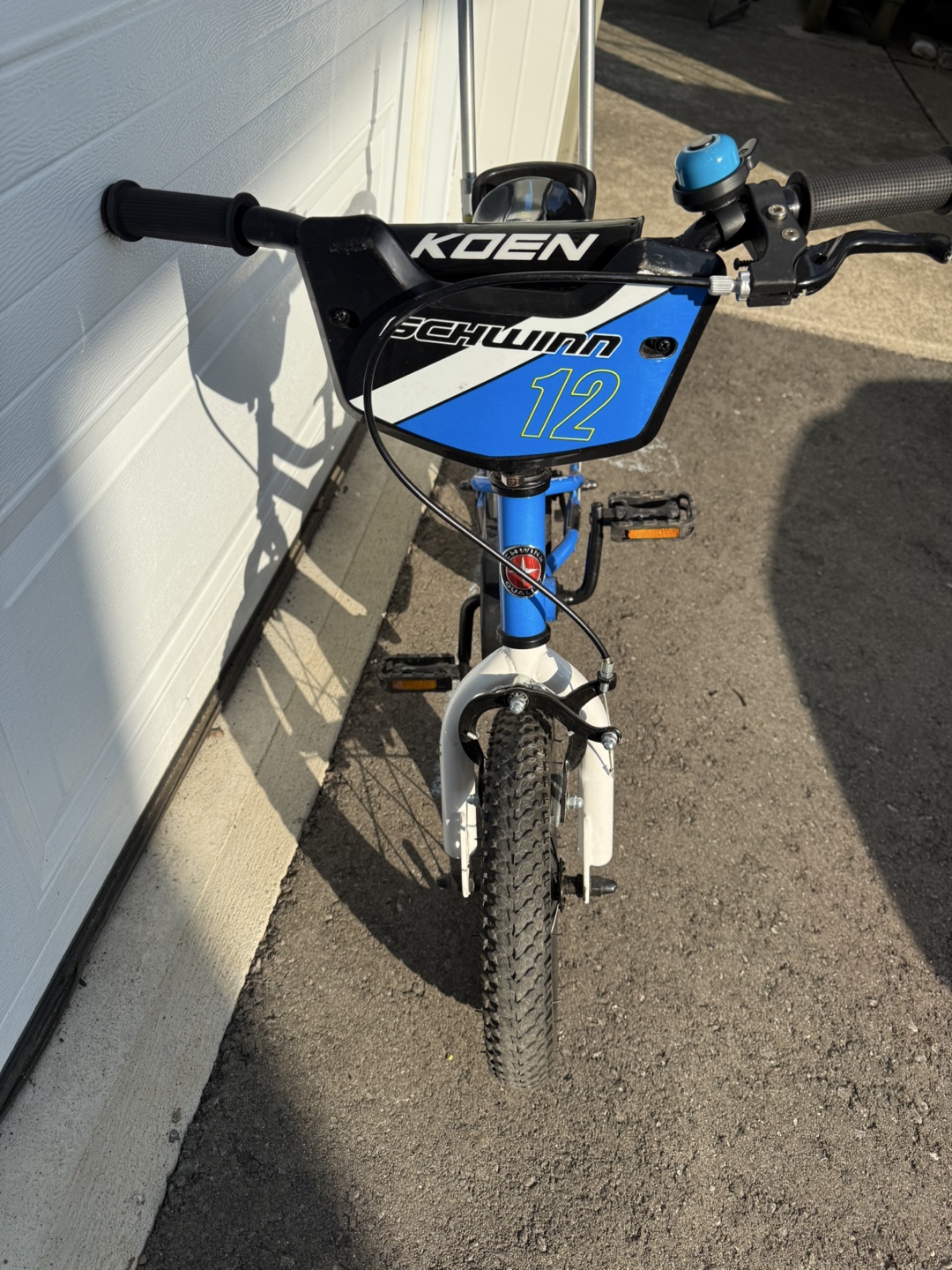 Schwinn Kids bike - 12” tire - photo 4