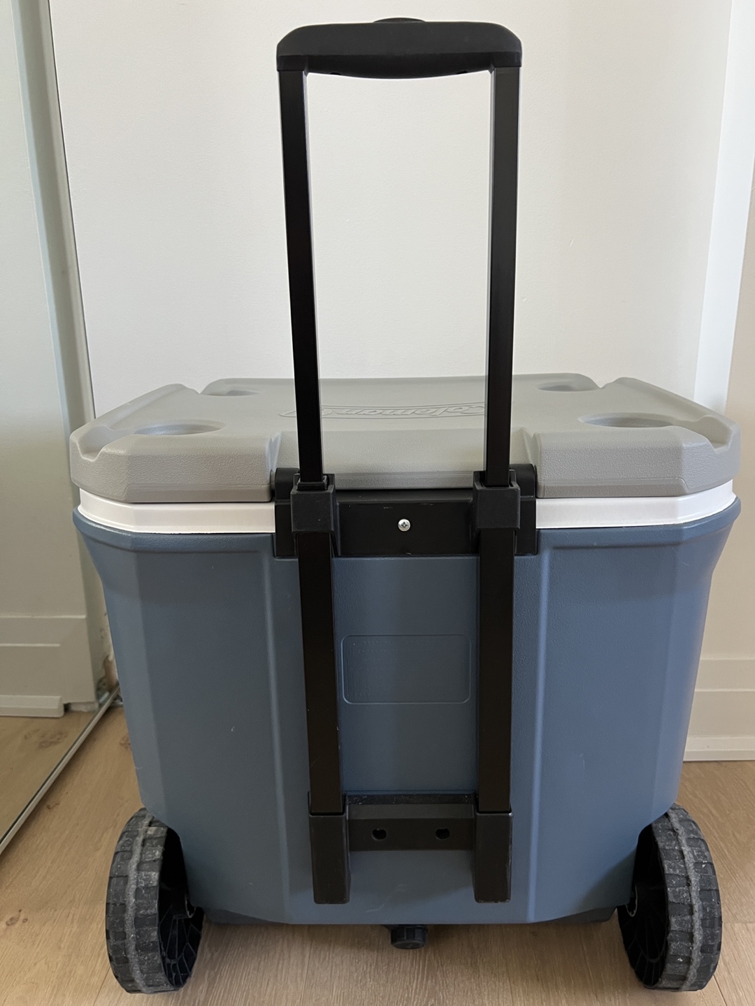 Coleman 316 Series™ 60-Quart Wheeled Coole - photo 4