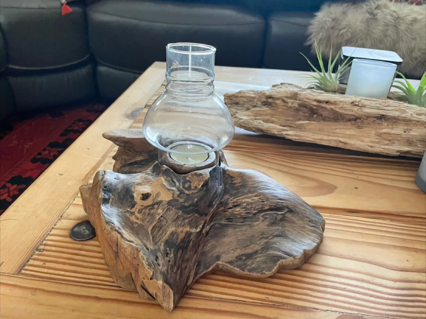 Driftwood candle holder with glass hurricane image indicator(3)