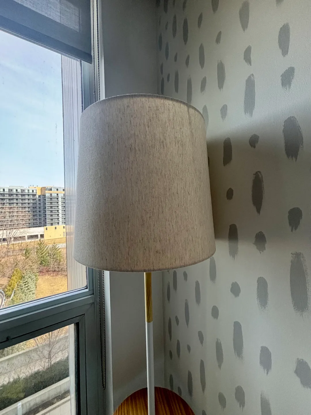 Structube Floor Lamp with Side Table image indicator(3)