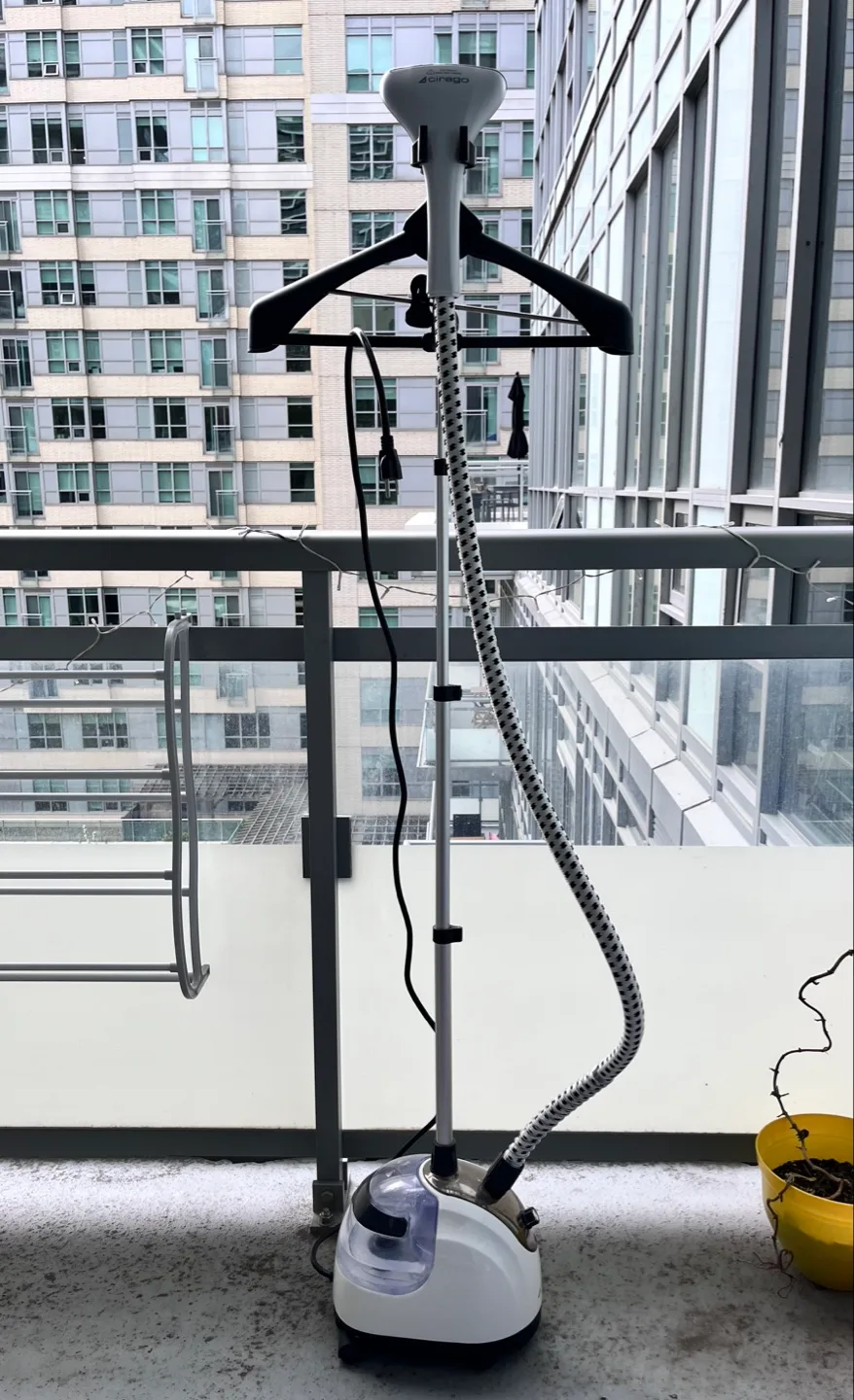 Cirago Garment Steamer thumbnail