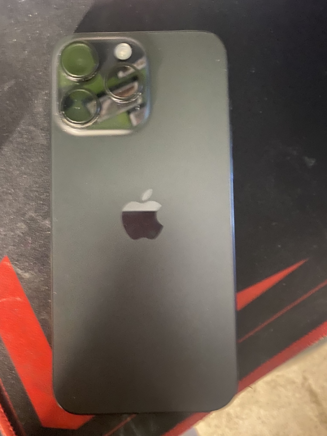 iPhone 15 Pro Max -  Excellent Condition - photo 2