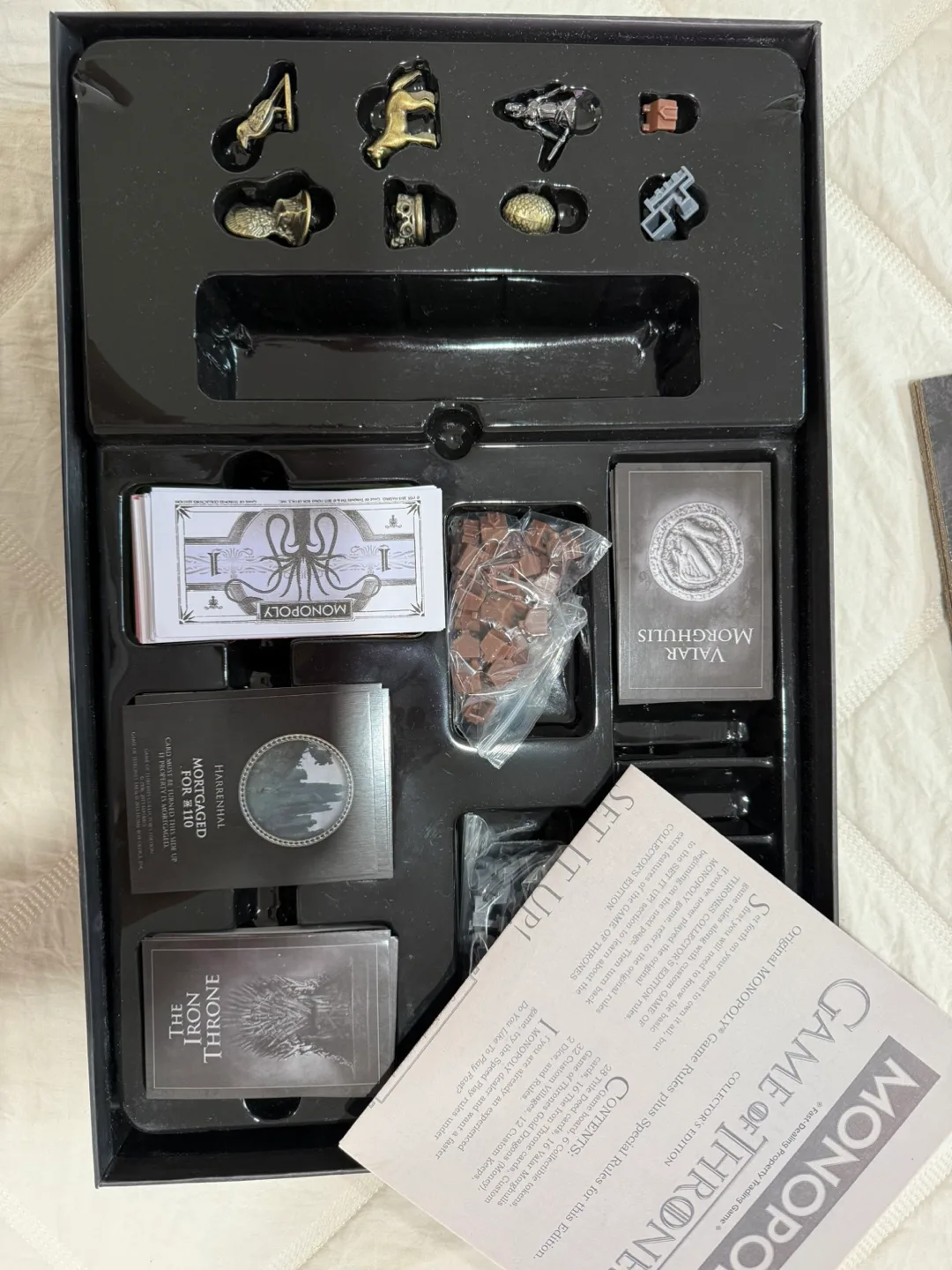 Monopoly Game of Thrones Collector's Edition Board Game image indicator(2)