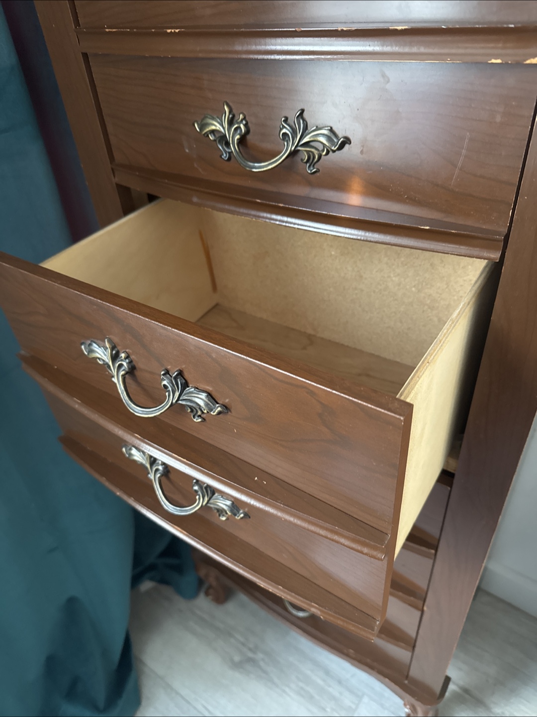 Vintage 5-Drawer Tall Dresser - photo 2